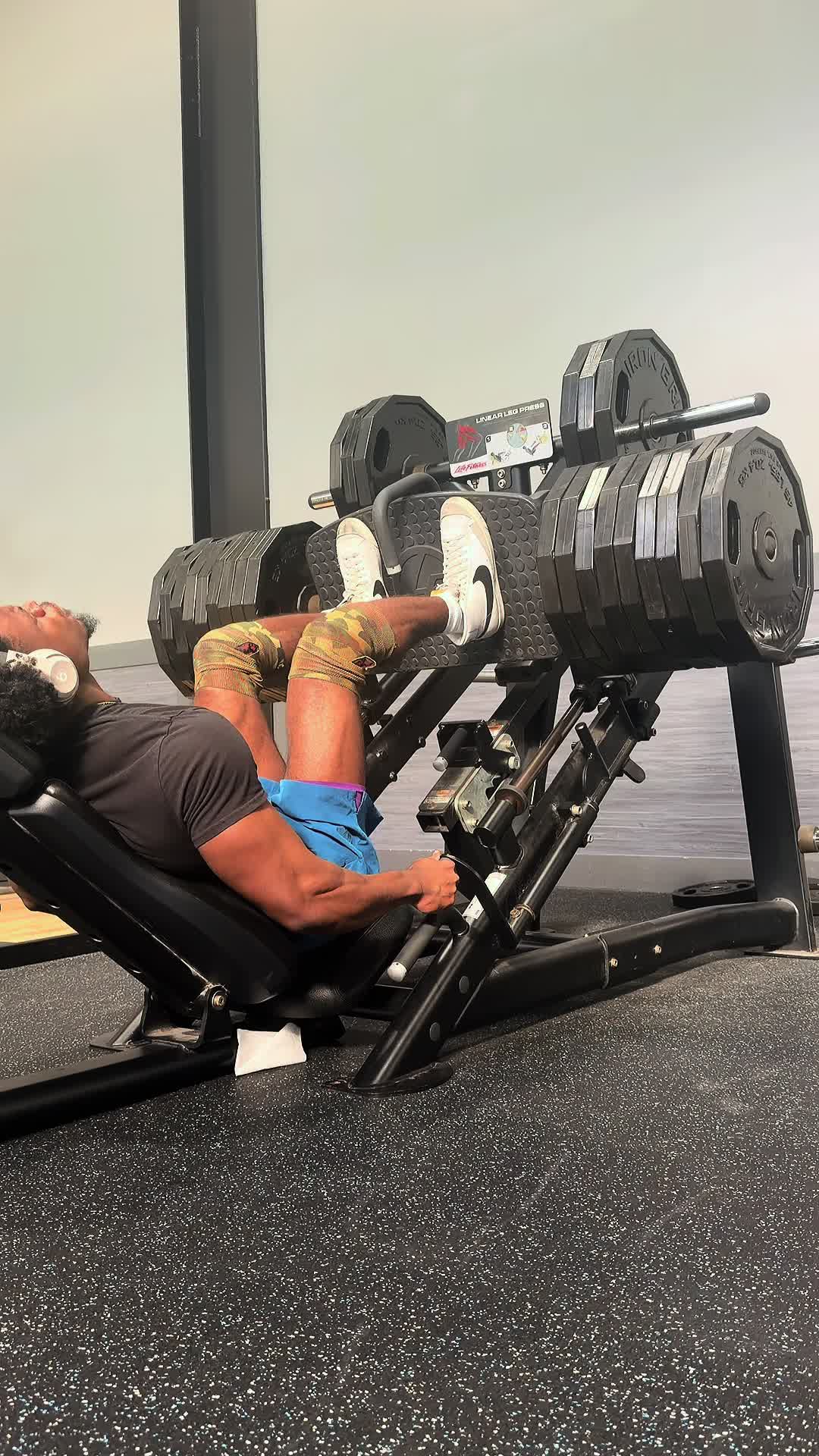 @_trobfitness_