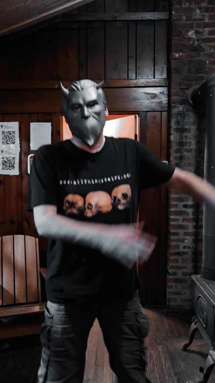 @Horrorqueen87