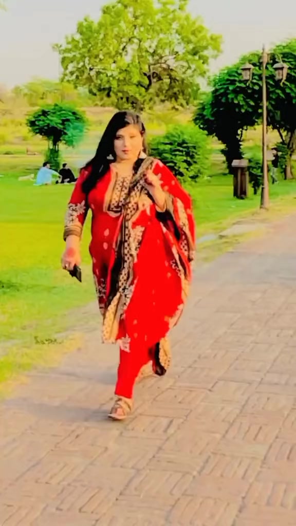 @Saima Khan