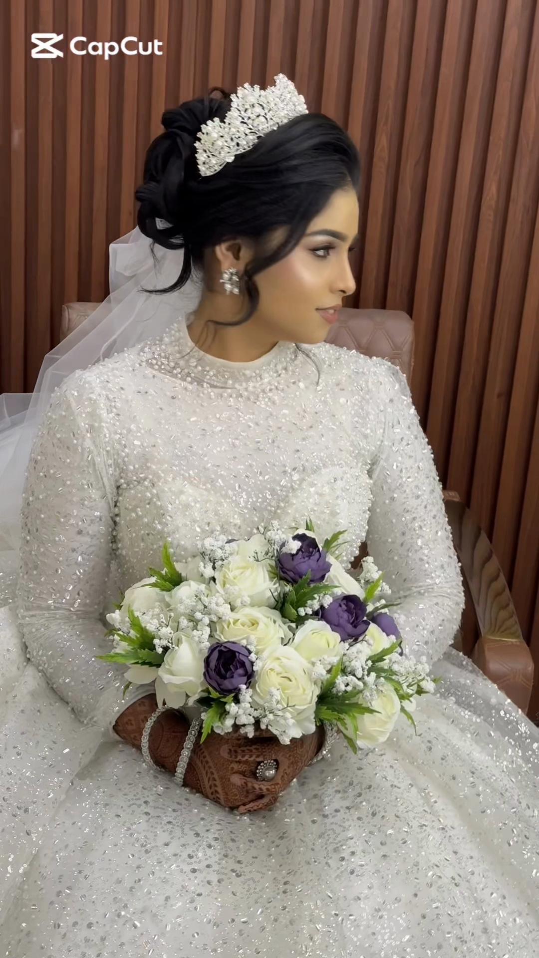 @shahanauvaiz QueenBee salon