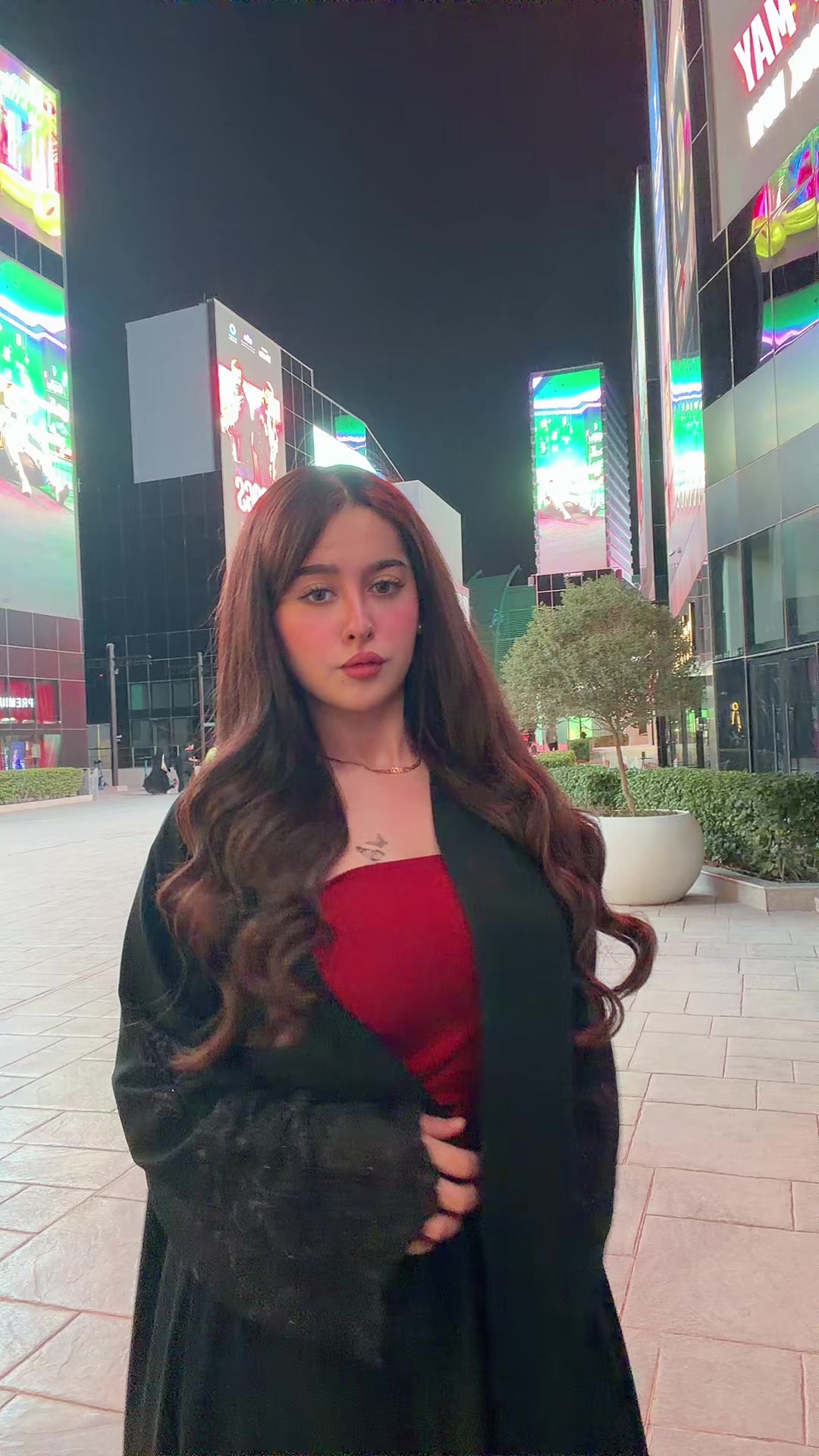 @Farah❤️🥀