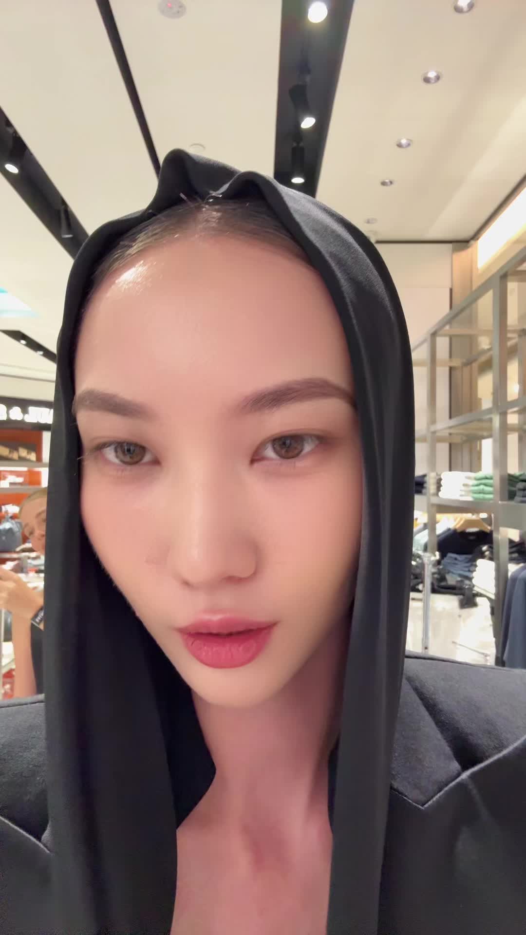 @Nargiz | model