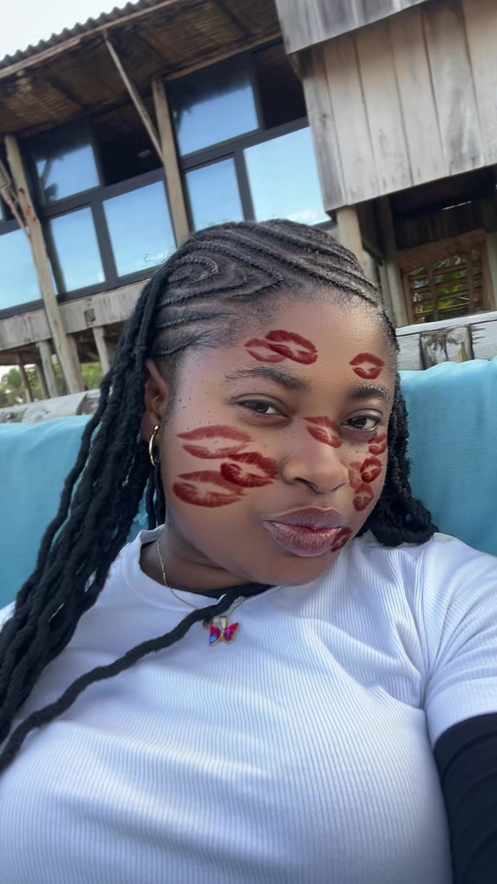 @🦋🥰vava❤️ 🦋
