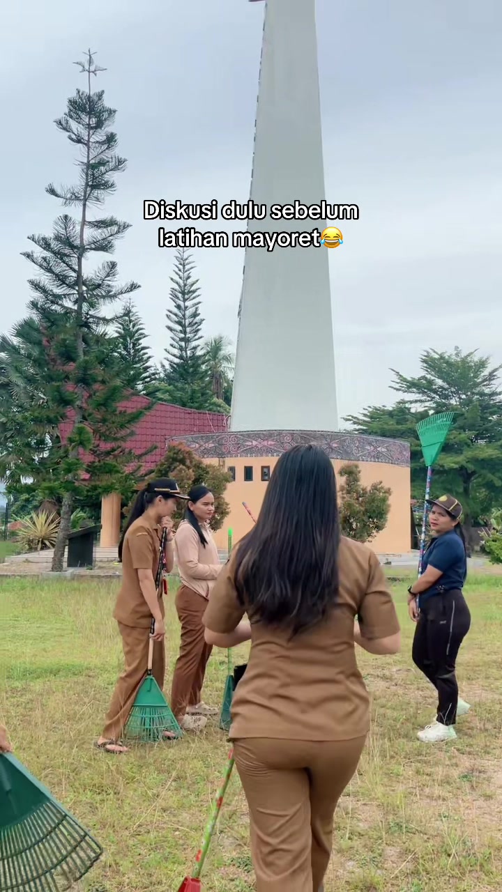 @Pitharty Limbong