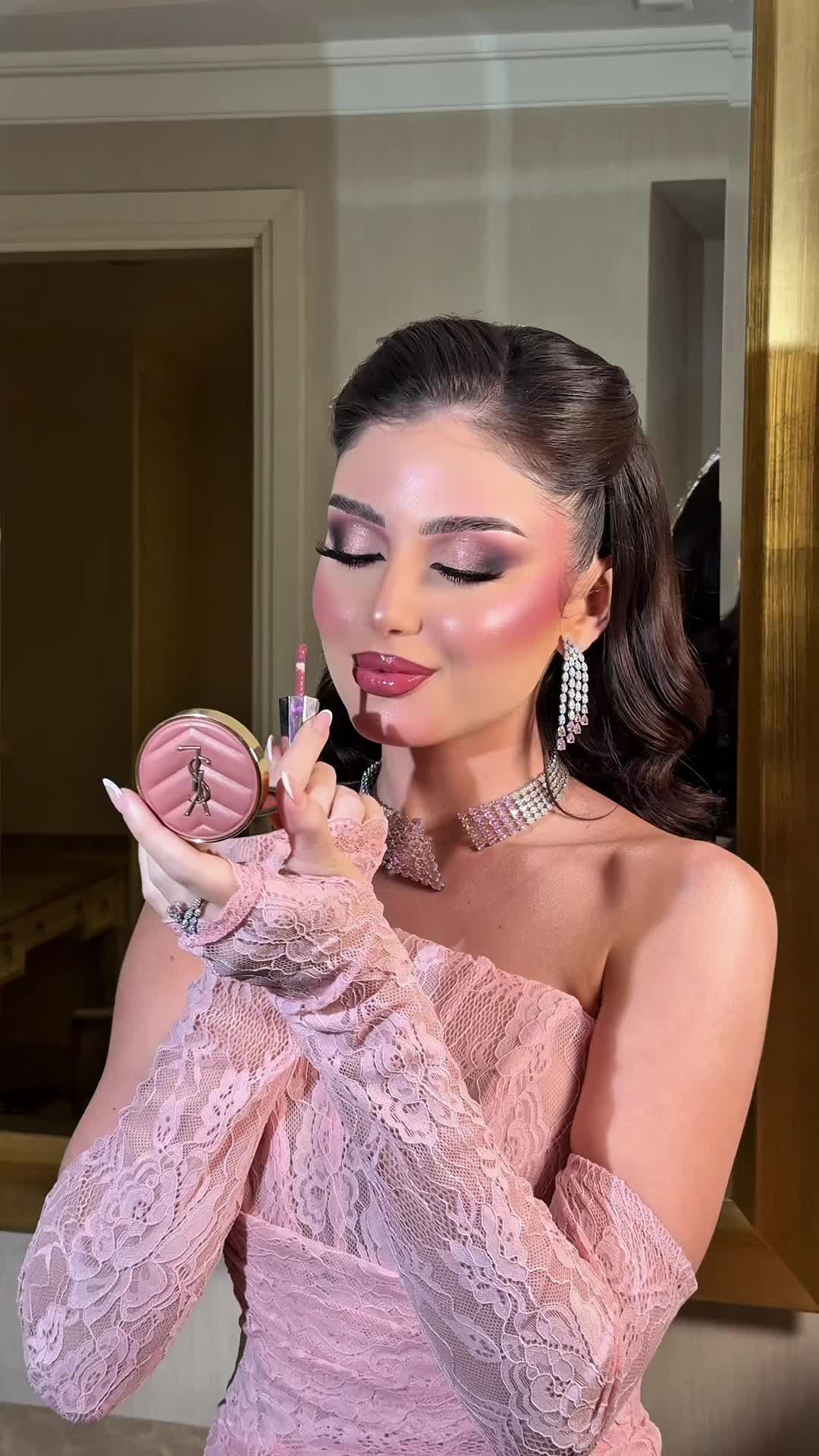 @إيمان محمد ميكب أرتست 💄