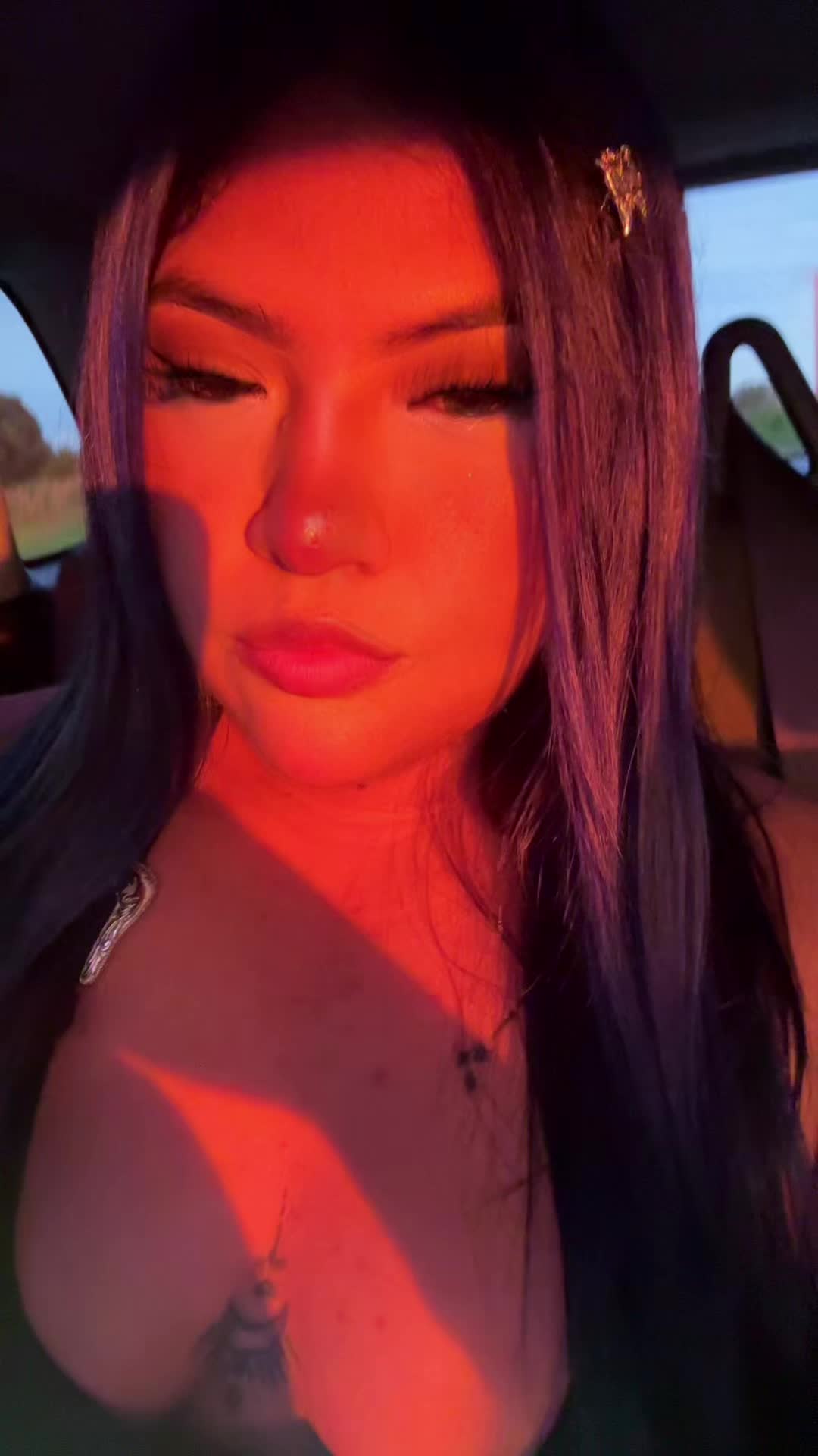 @🫐