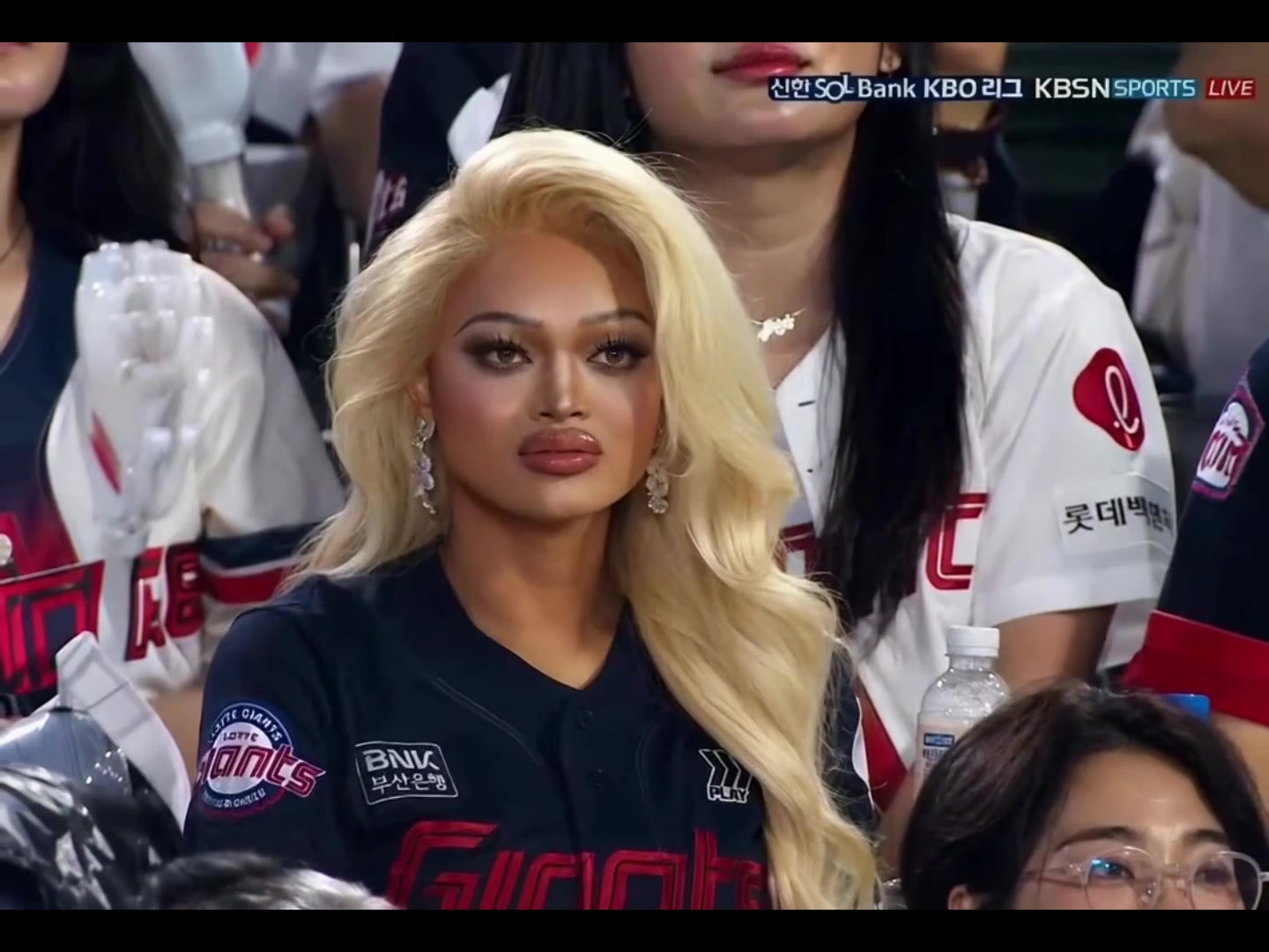 @เมญ่าซันซัน
