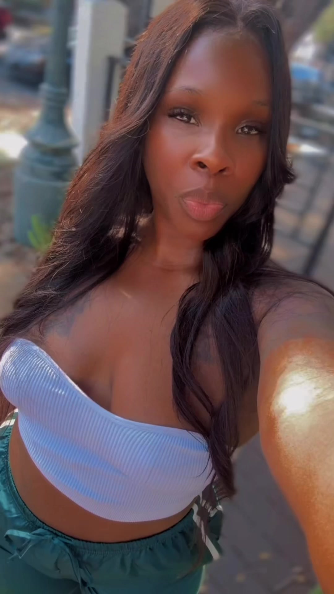 @Alexis