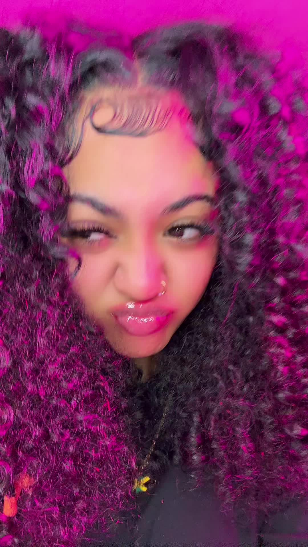 @Bel💜