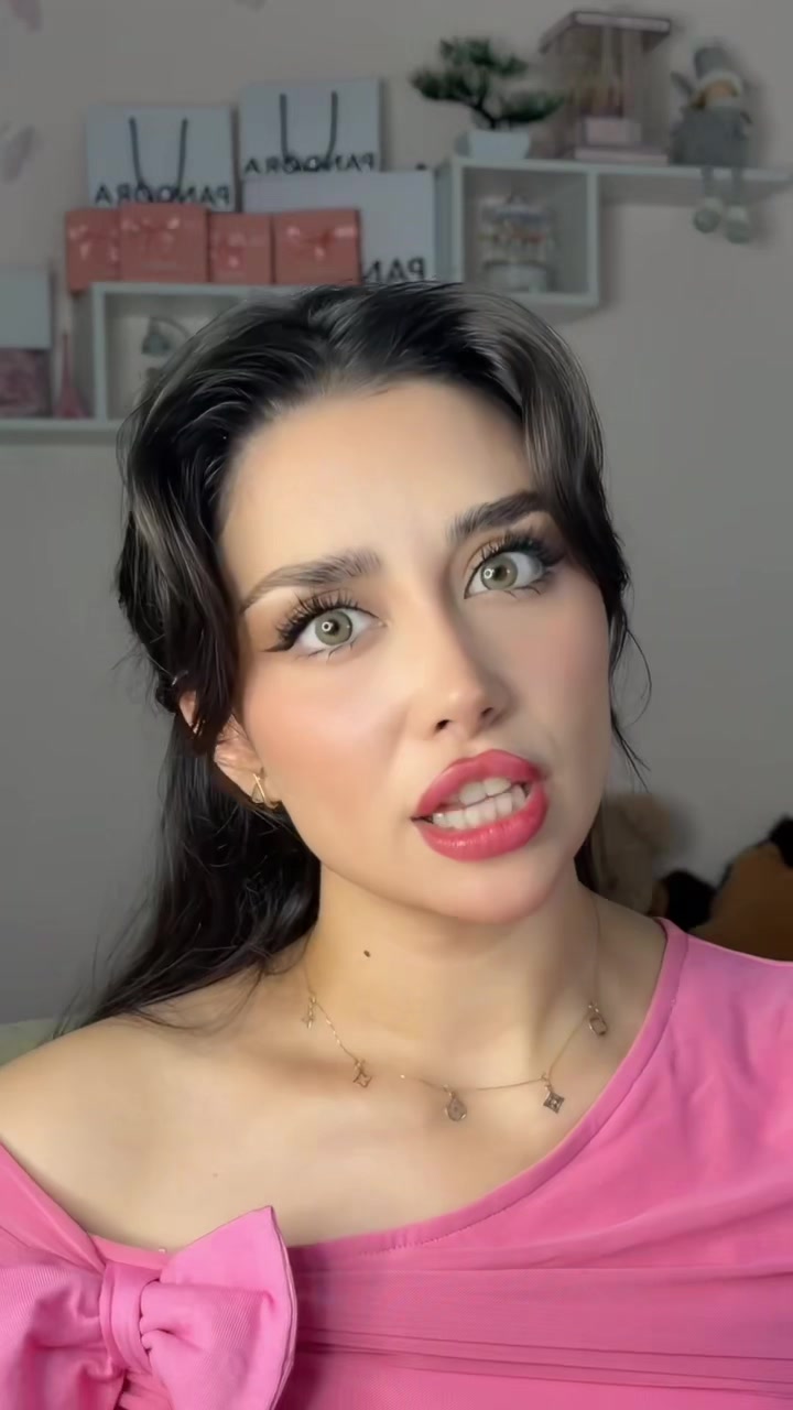 @Taya2002a
