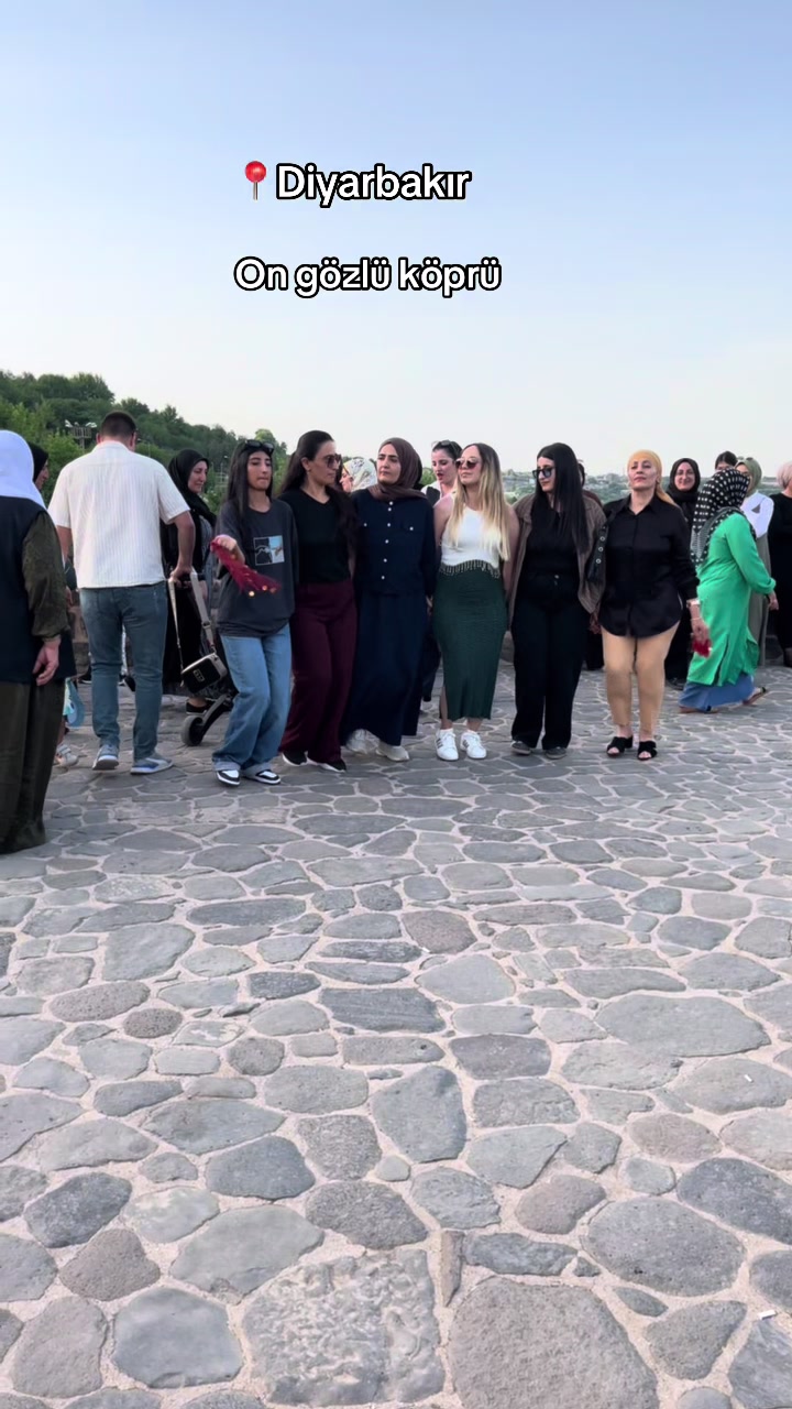 @Özge Yağmur 🐣