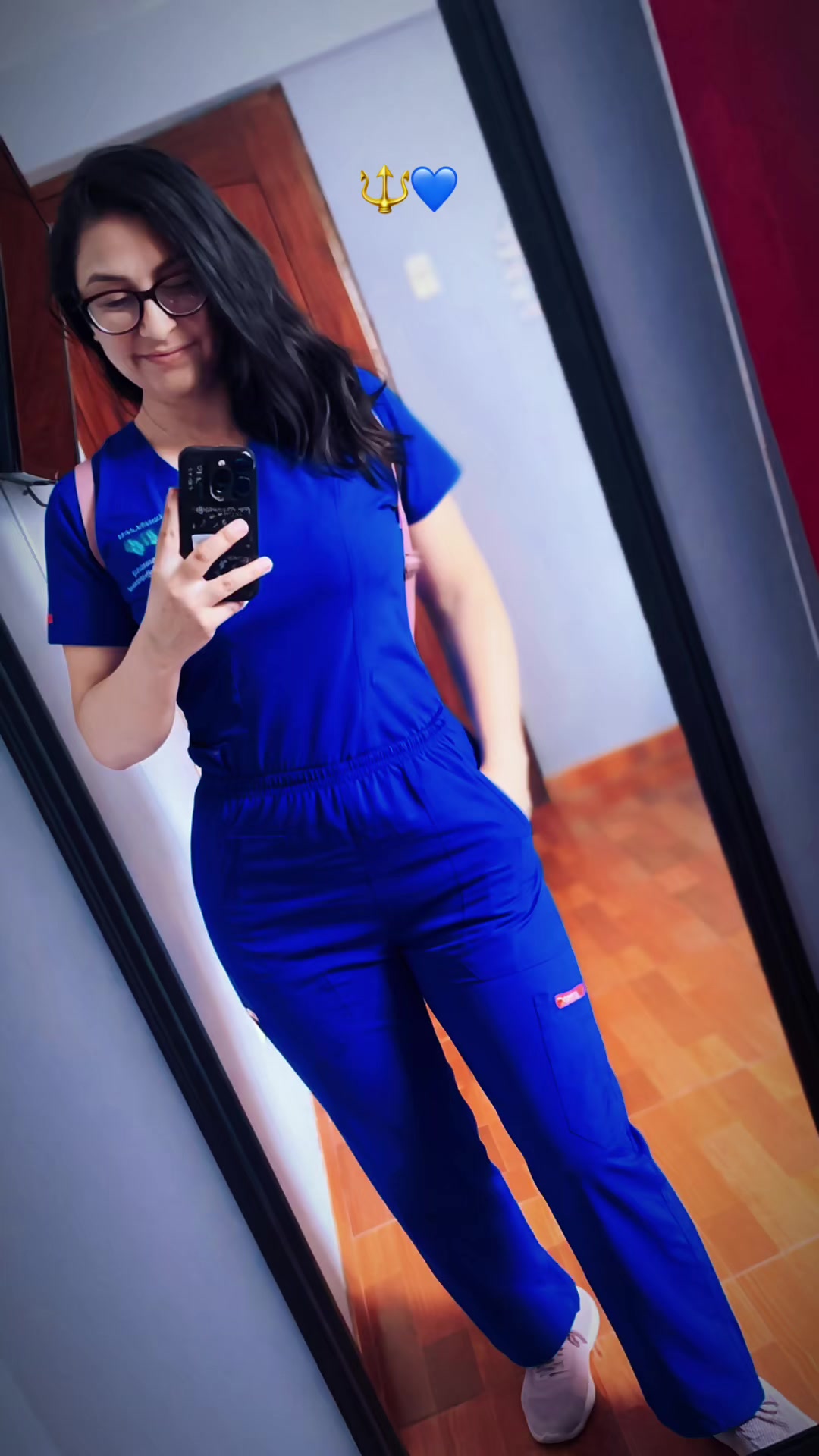 @Karinadelaguila