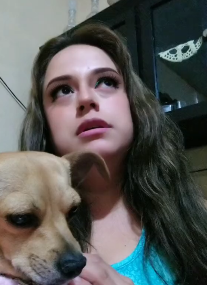@𝐋𝐚𝐮𝐫𝐚 𝐀𝐫𝐯𝐢𝐳𝐮