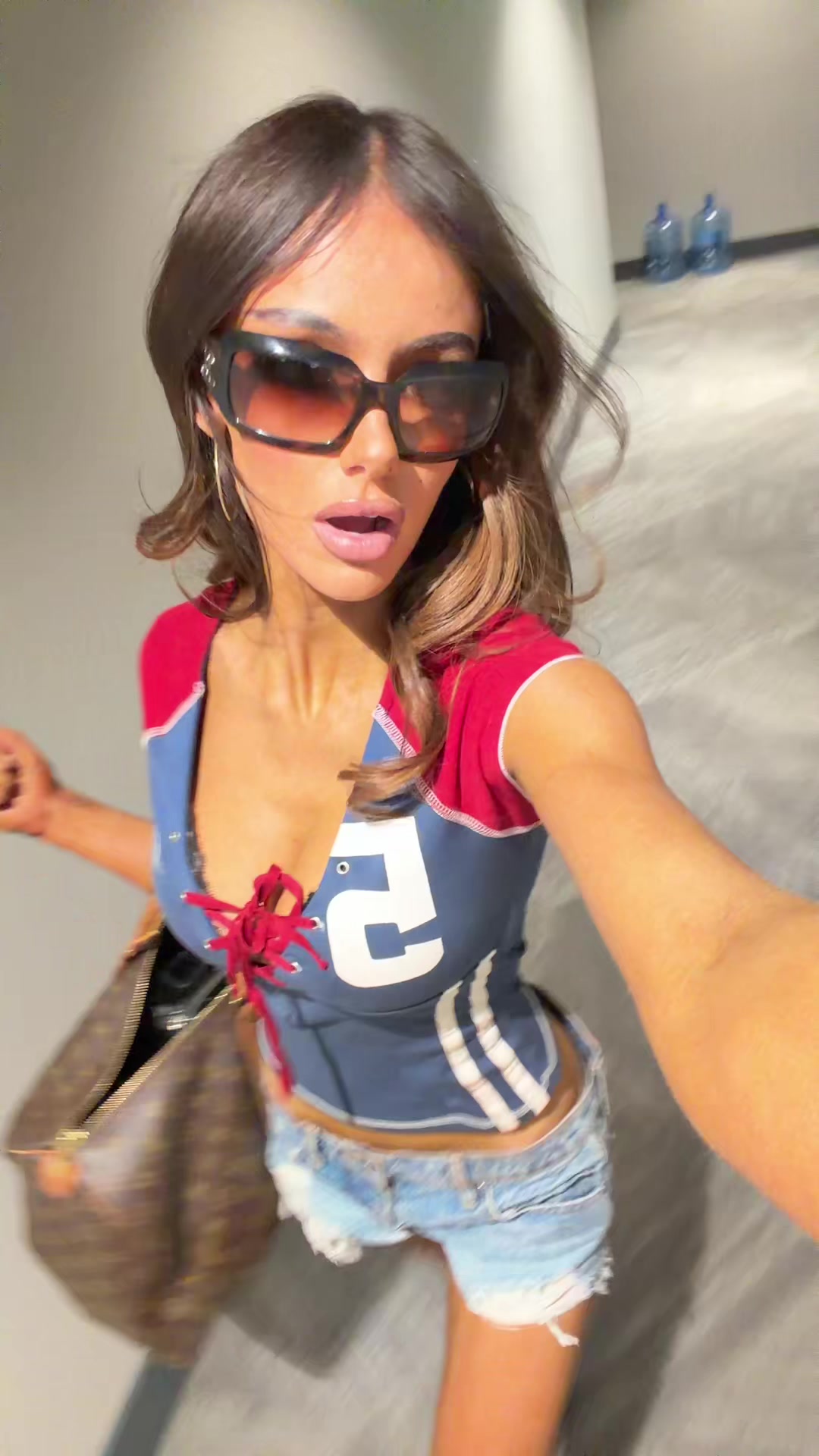 @Ella bellaaaa