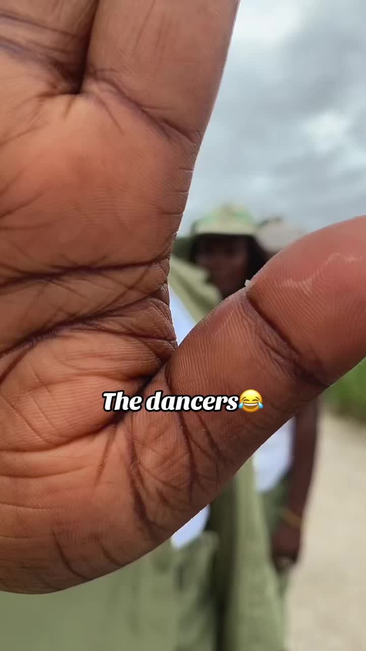 @Ğolden Ğirl🦋🌹