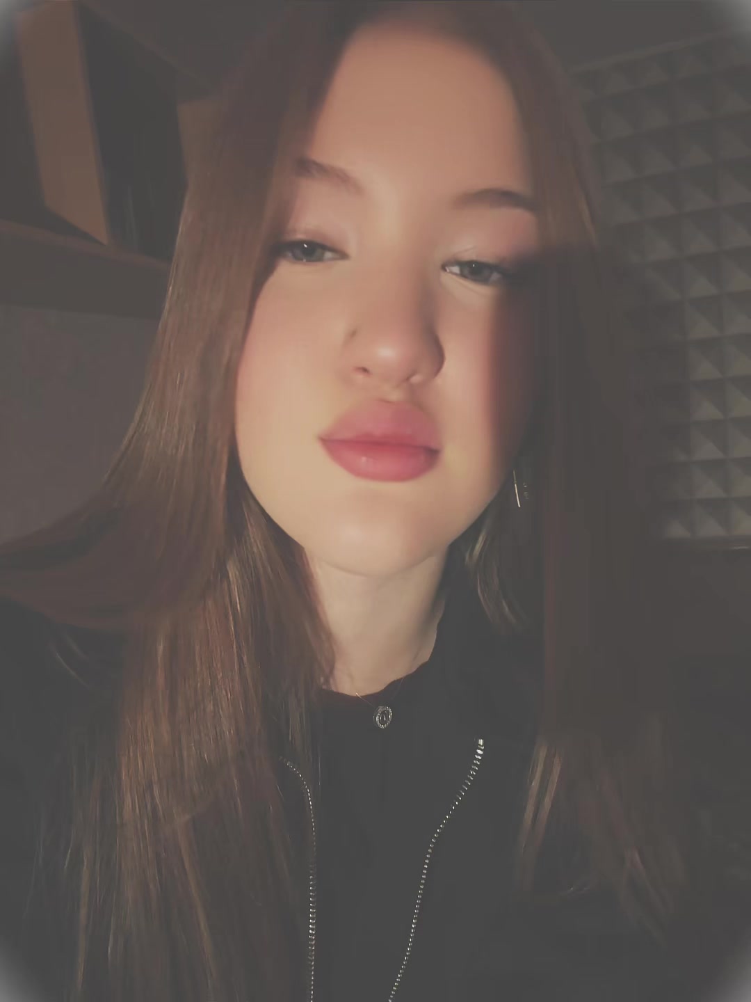 @𝓎