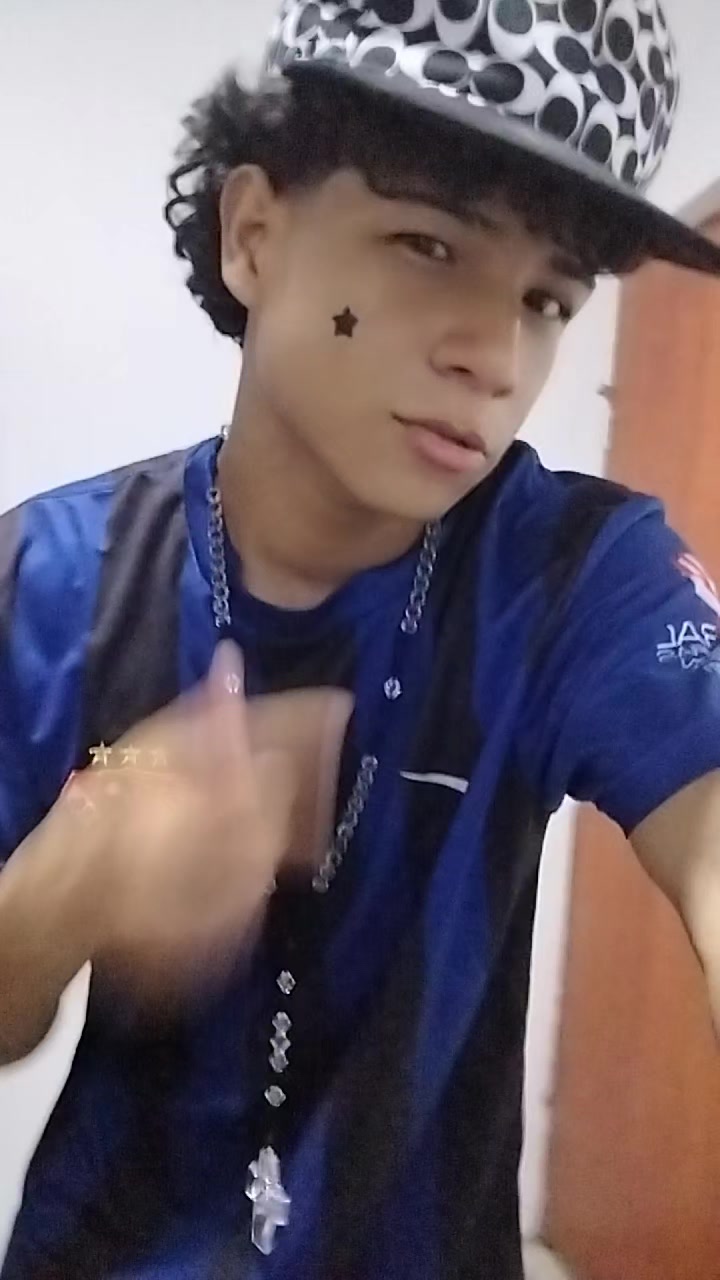 @El_Luiis🧃