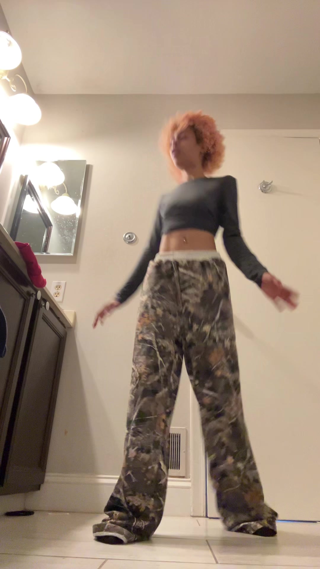 @nosmilingnini
