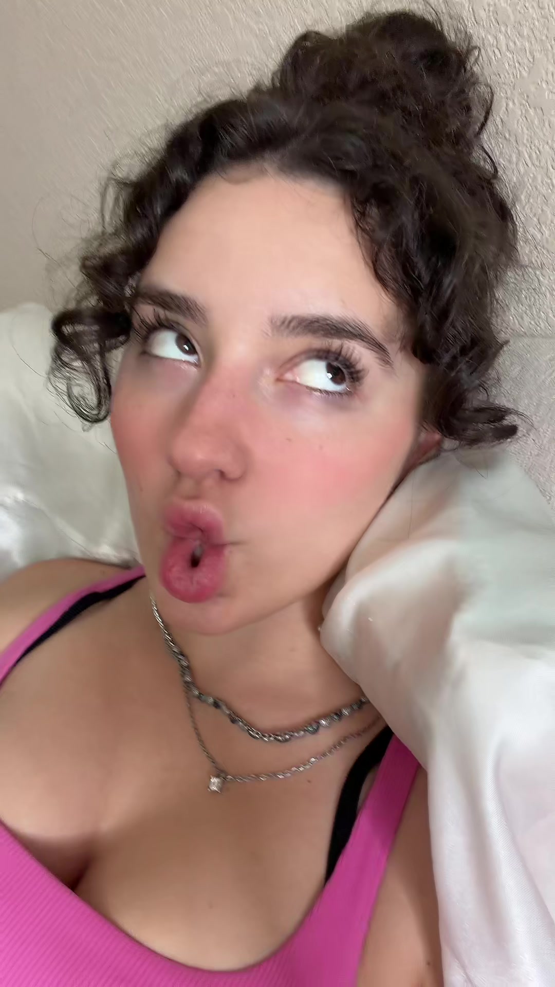 @itsariawst0