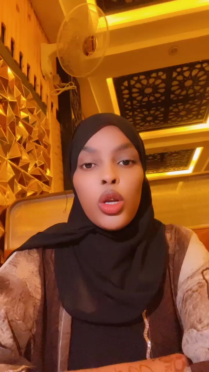 @Fadumo Riyaad