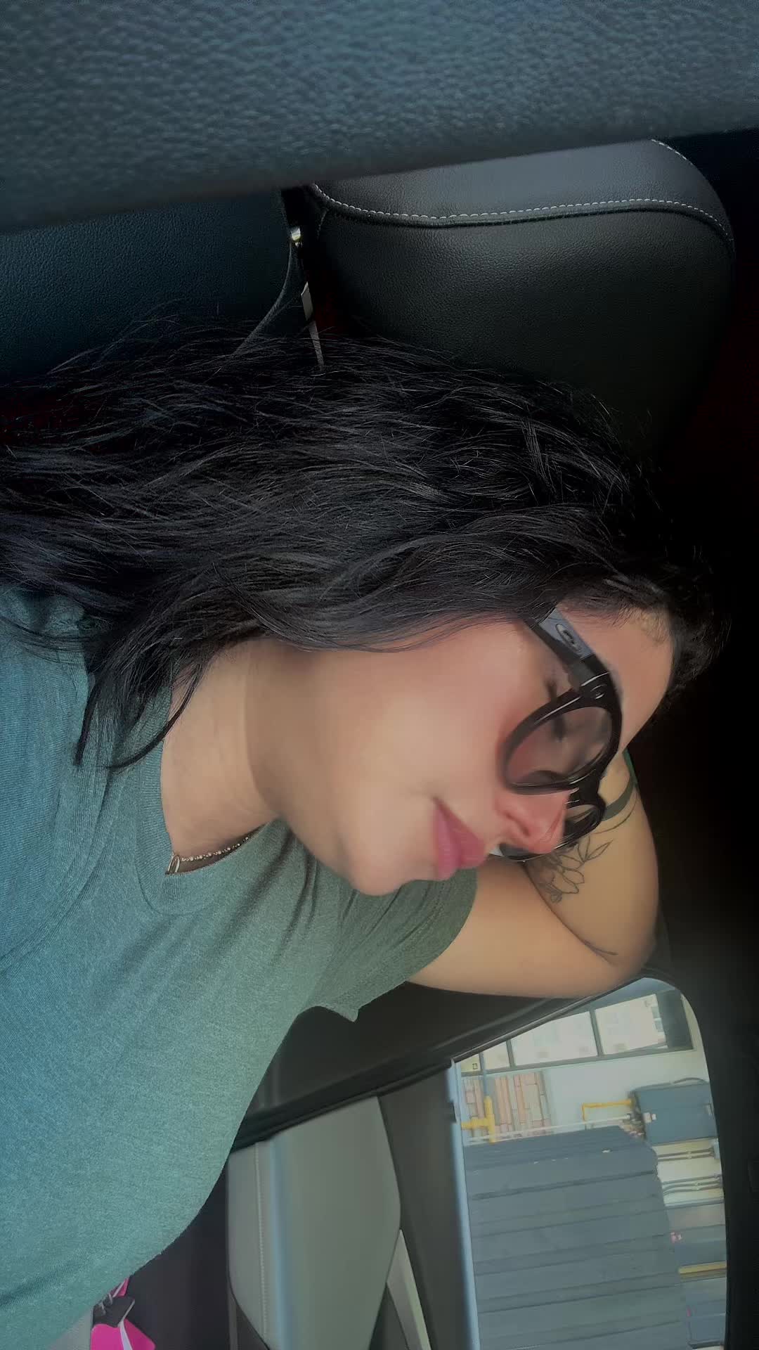 @𝙷𝙴𝙻. 🥀