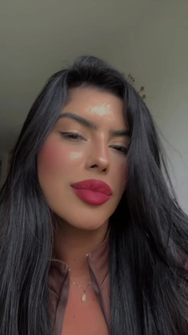 @Adriana
