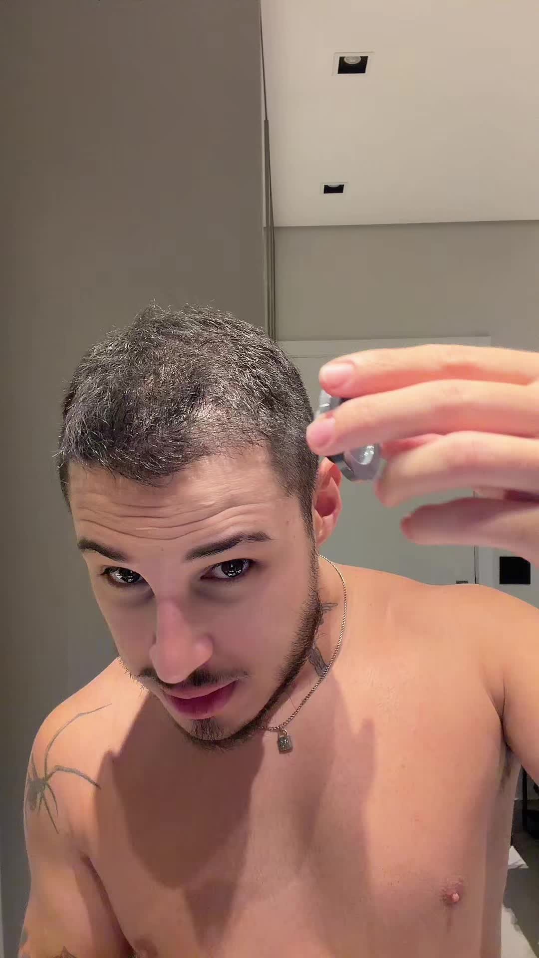 @Vilhena