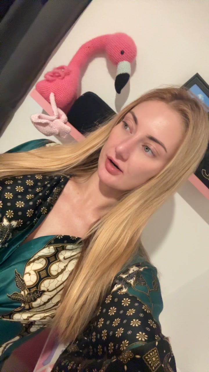 @LyndZ