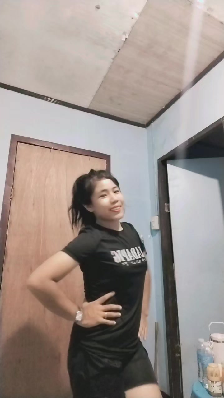@Ms. Gem 💎🍒.