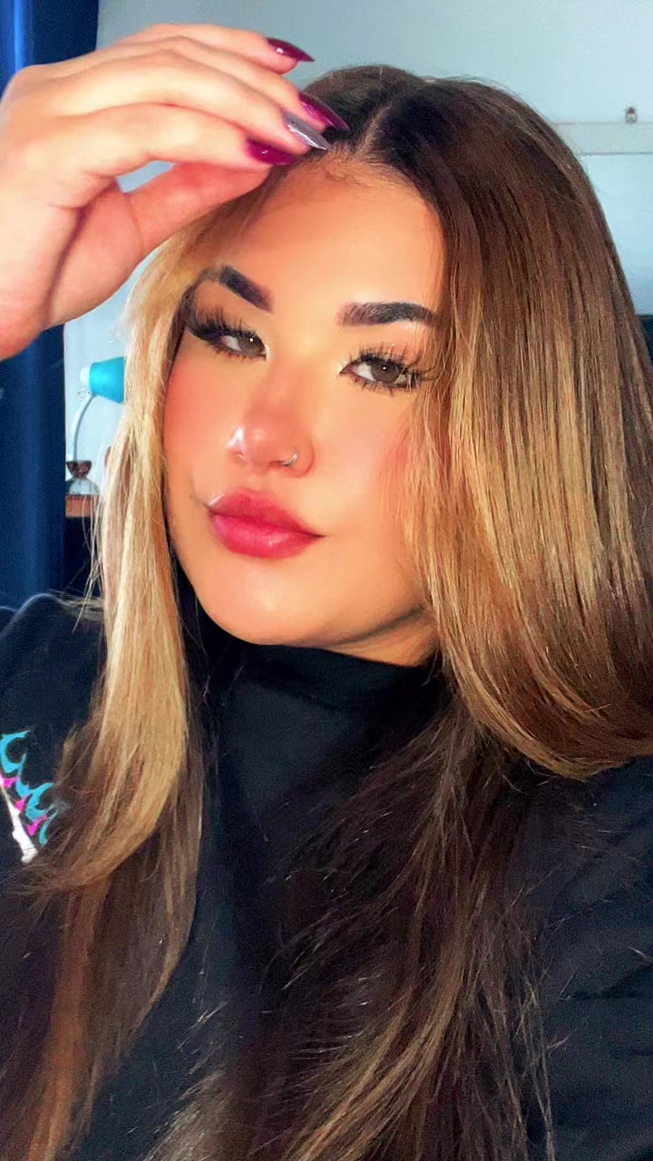 @Lorena flames🔥