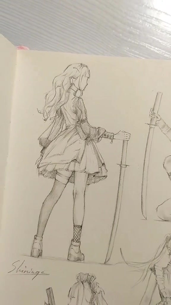 @shininqs