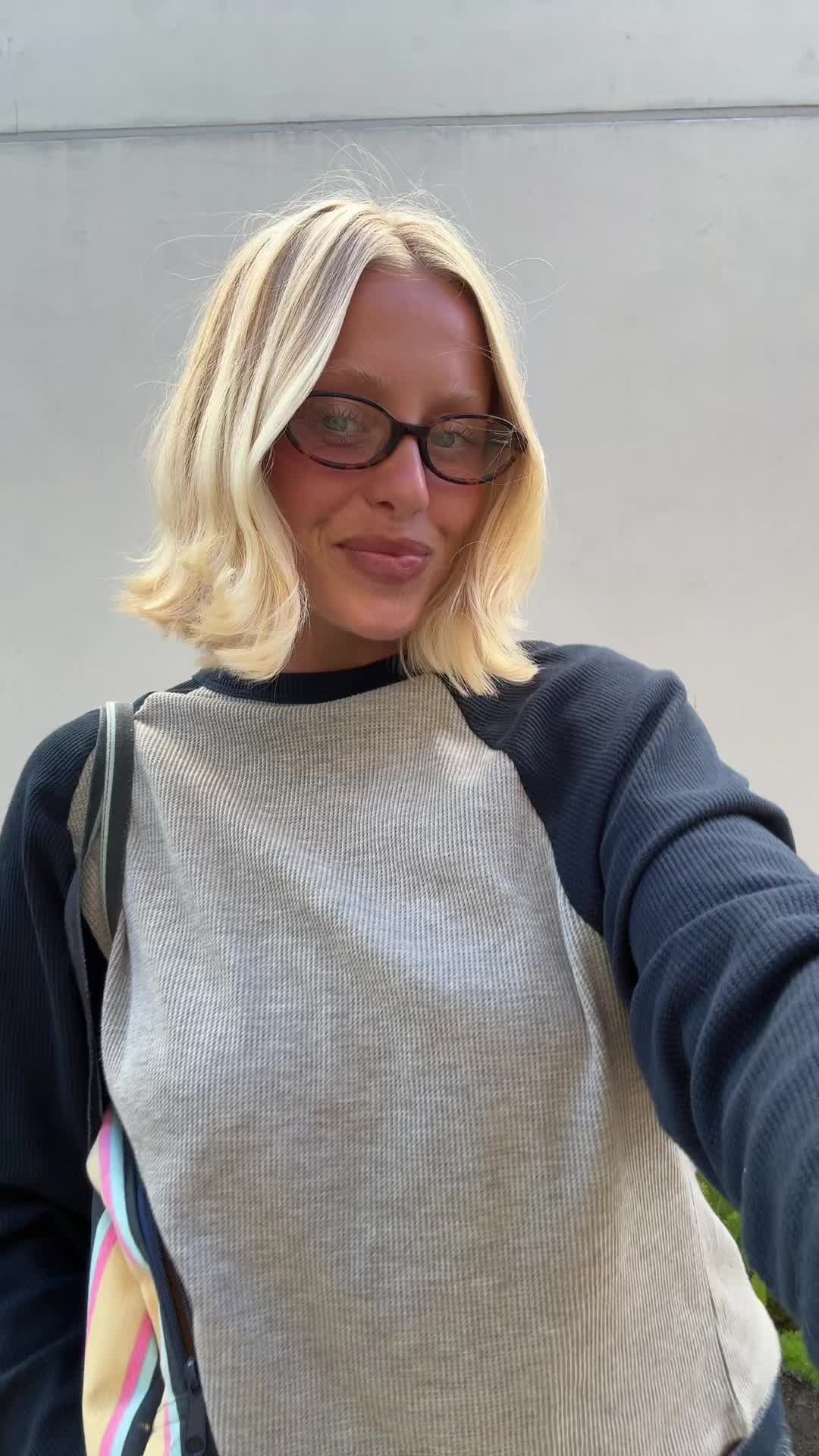 @Jacqueline Capri