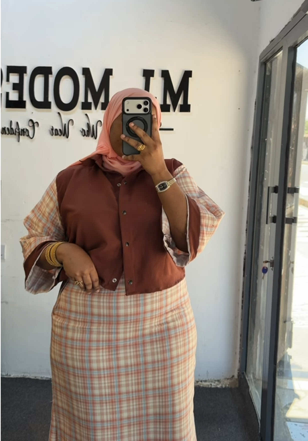 @mj_modest1