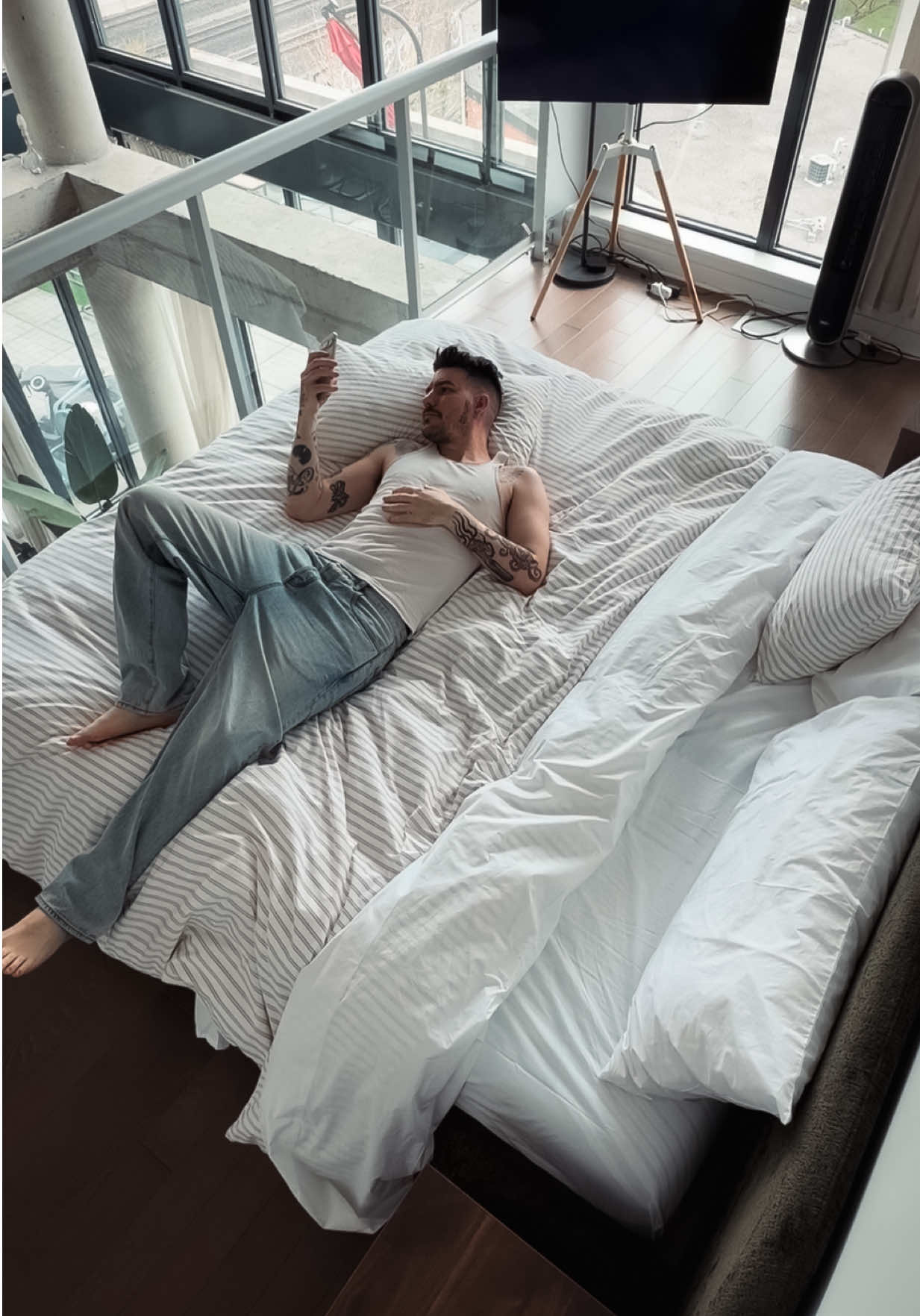 @homewithcolin