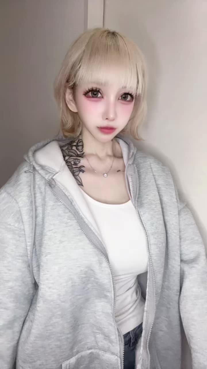 @Bella[ベラ]