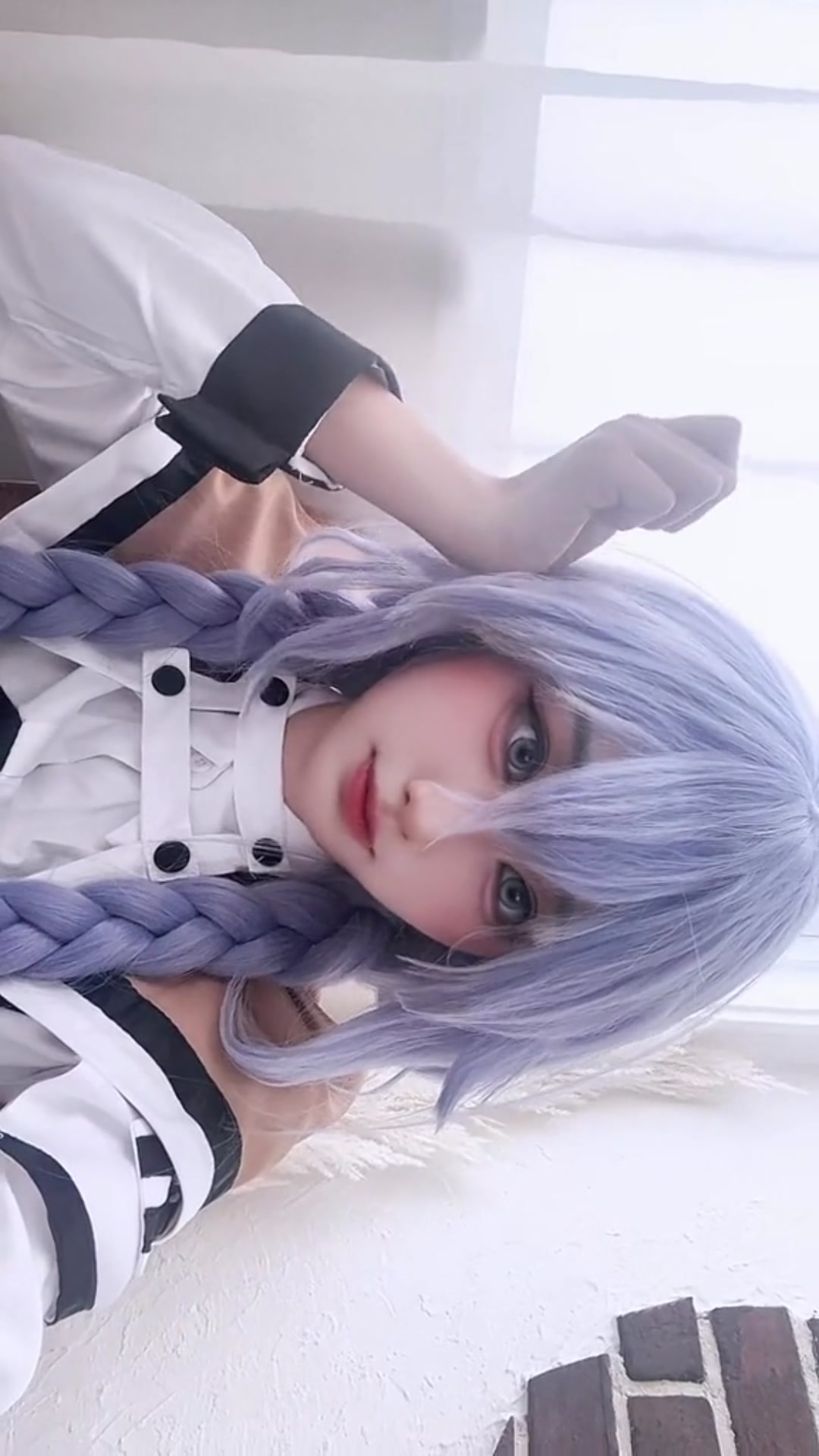 @しろ