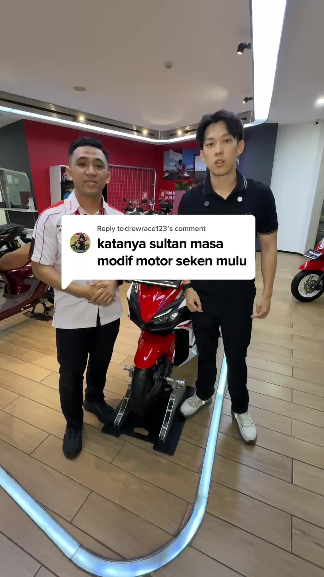 @WILLIE SALIM
