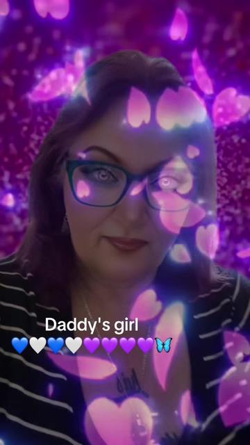 @💙🤍Daddy's girl 💜🦋