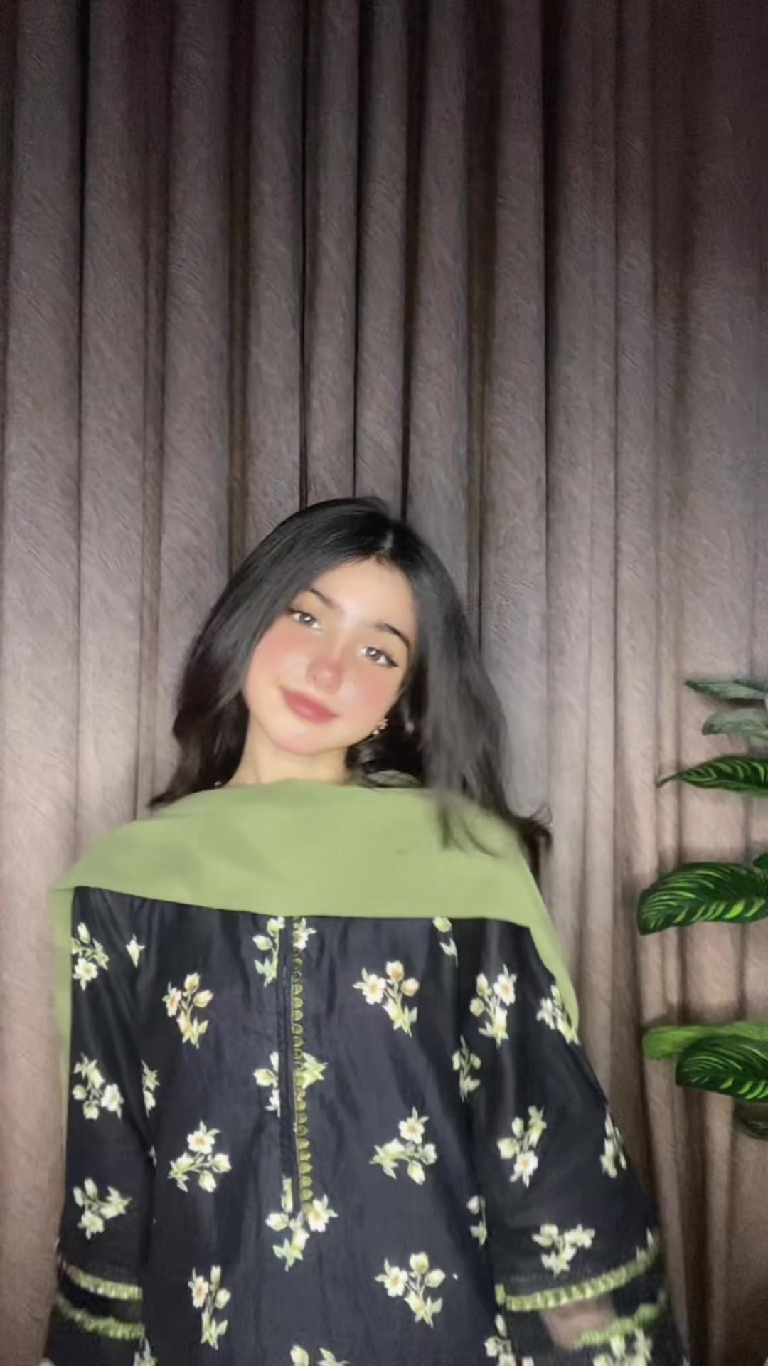 @Unzila Junejo