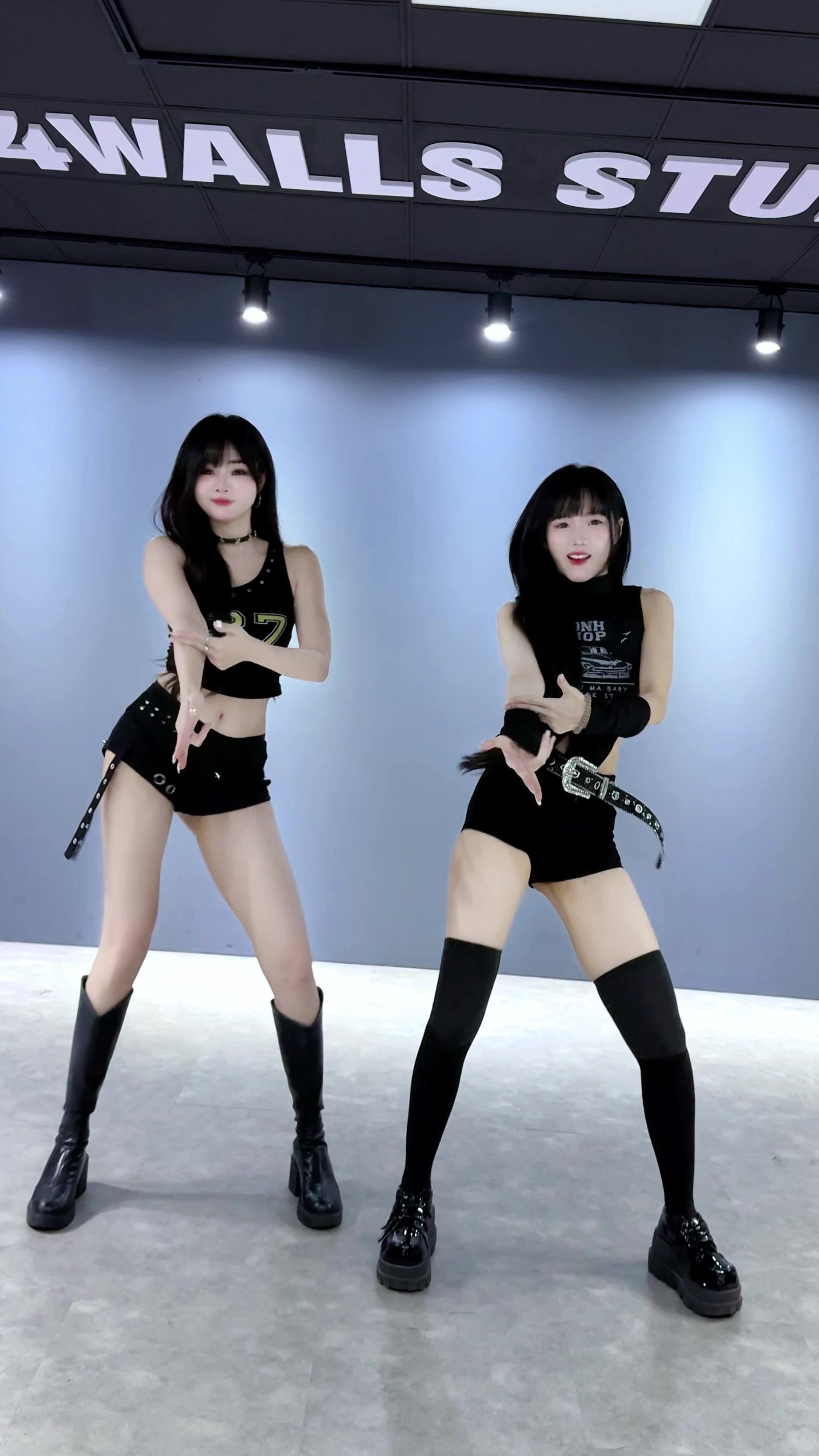 @Phạm Huyền Nhi