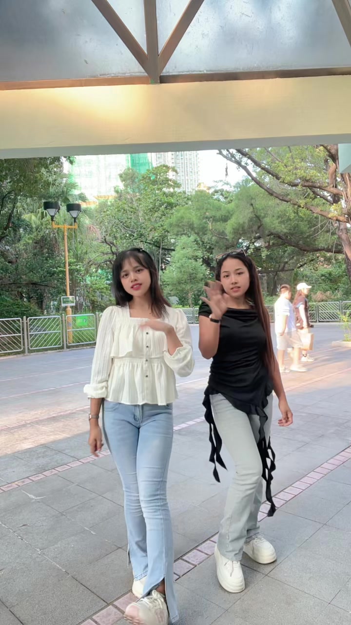@🇮🇩 Queen 🇭🇰