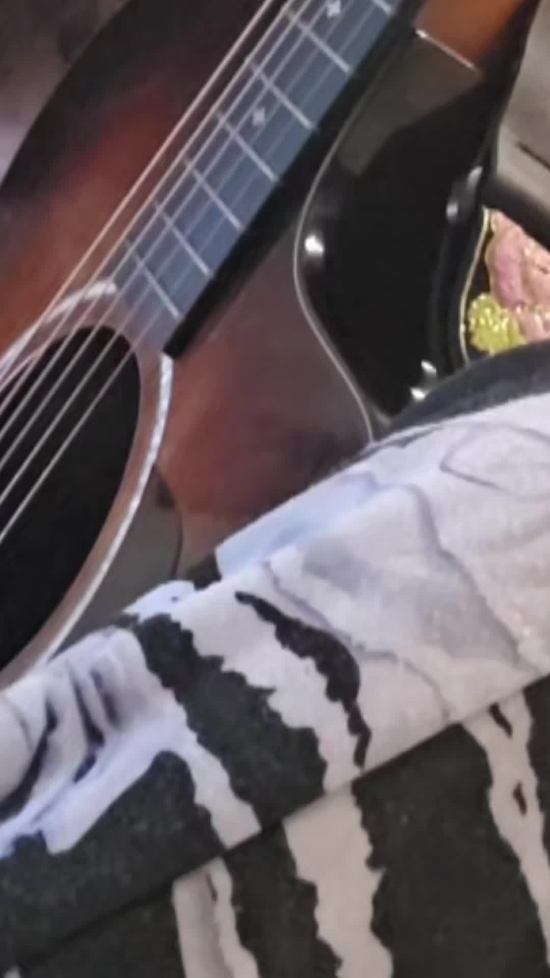 @nevergonnamakeitband