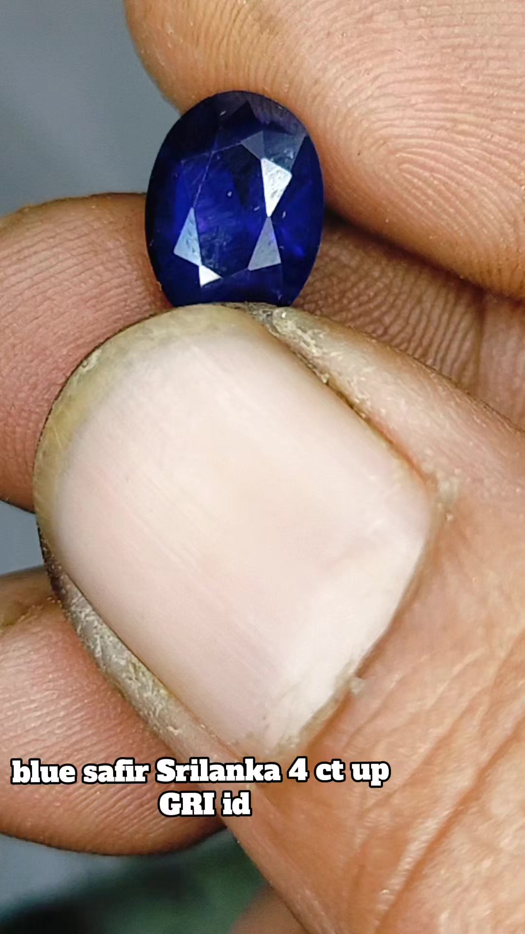 @uzzy gemstone