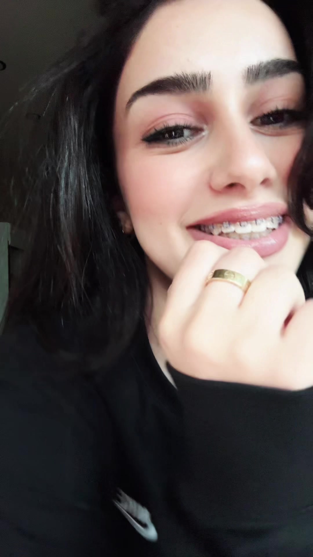 @Амели