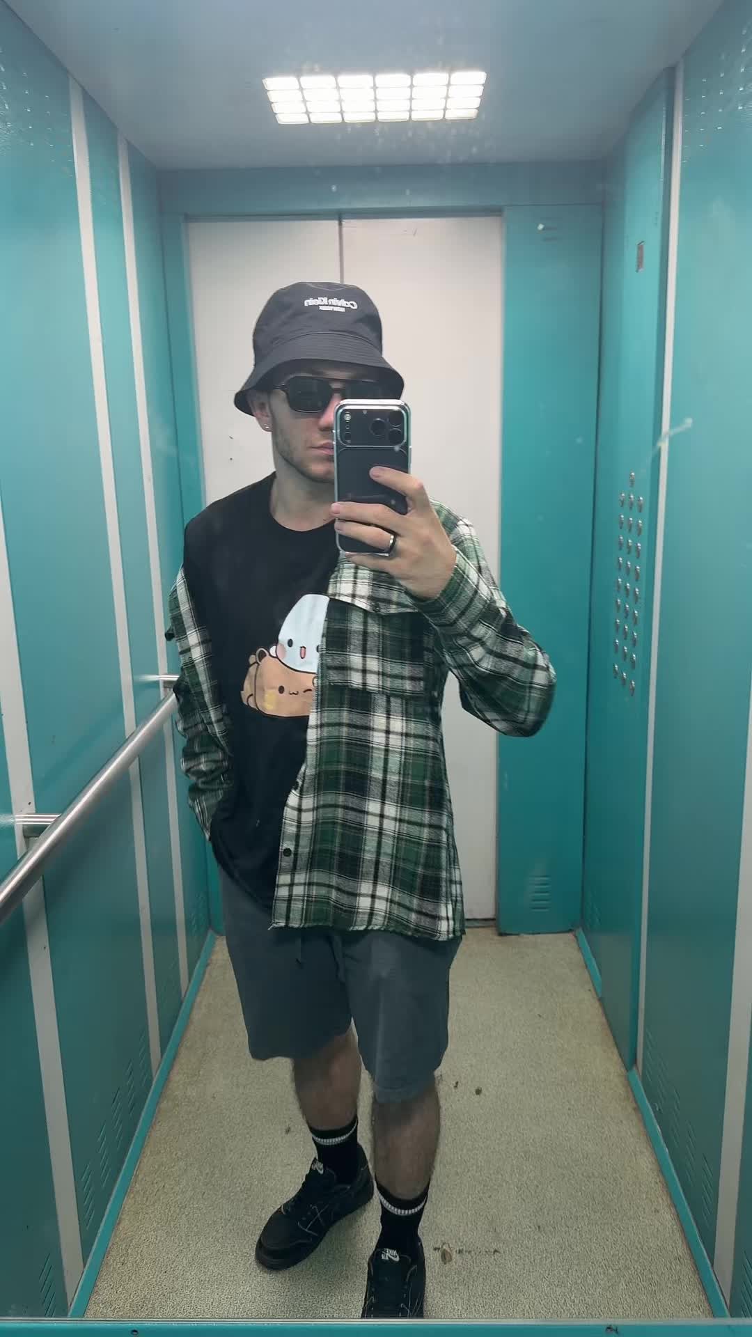 @LEONSTM