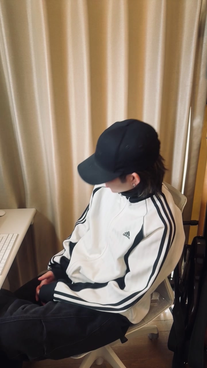 @few (フュウ)