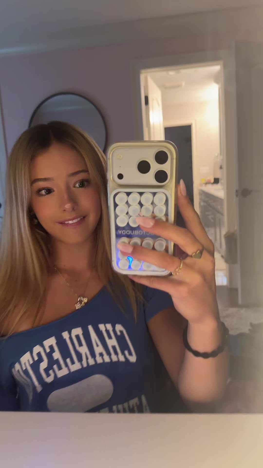 @audrey04bh