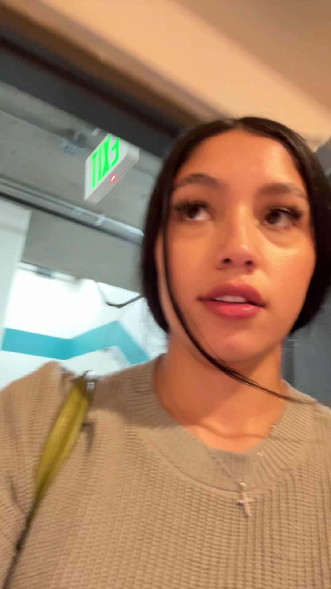 @Lala