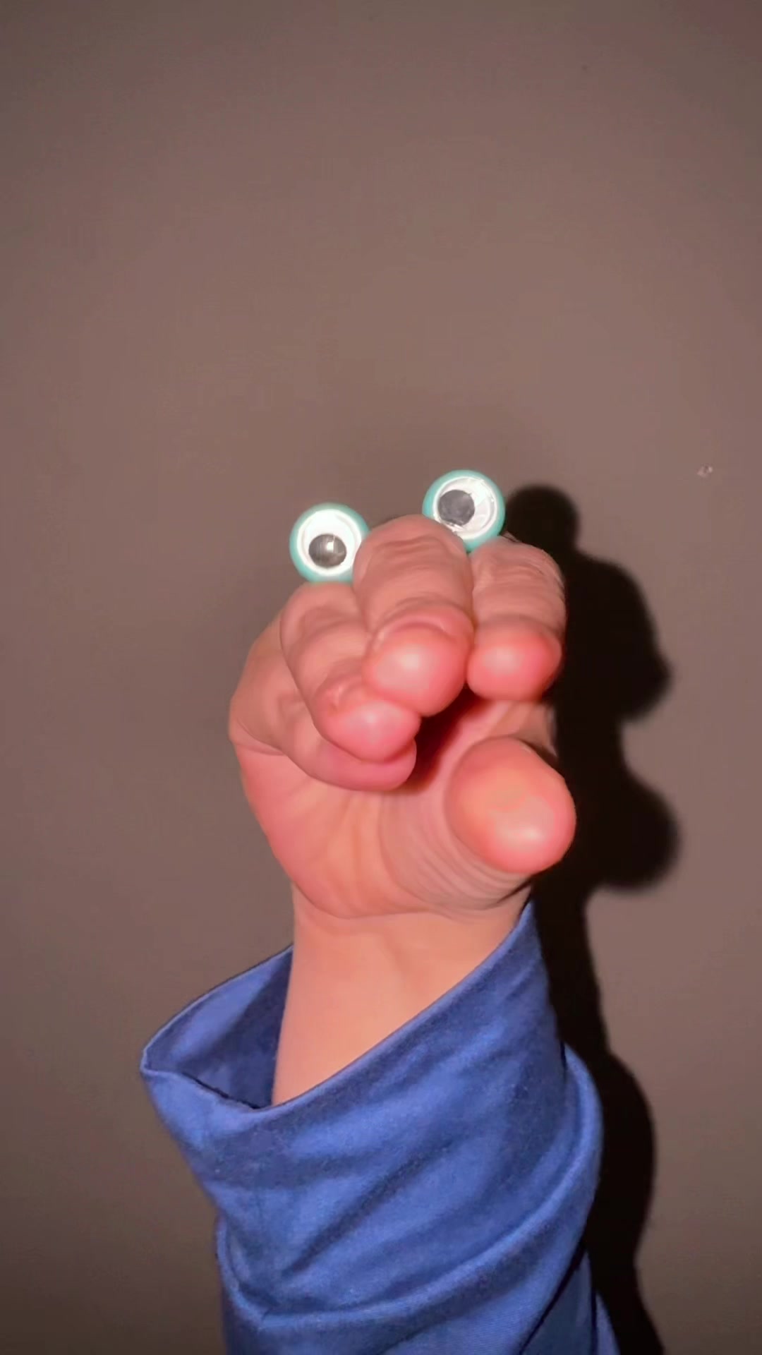 @hand_almighty