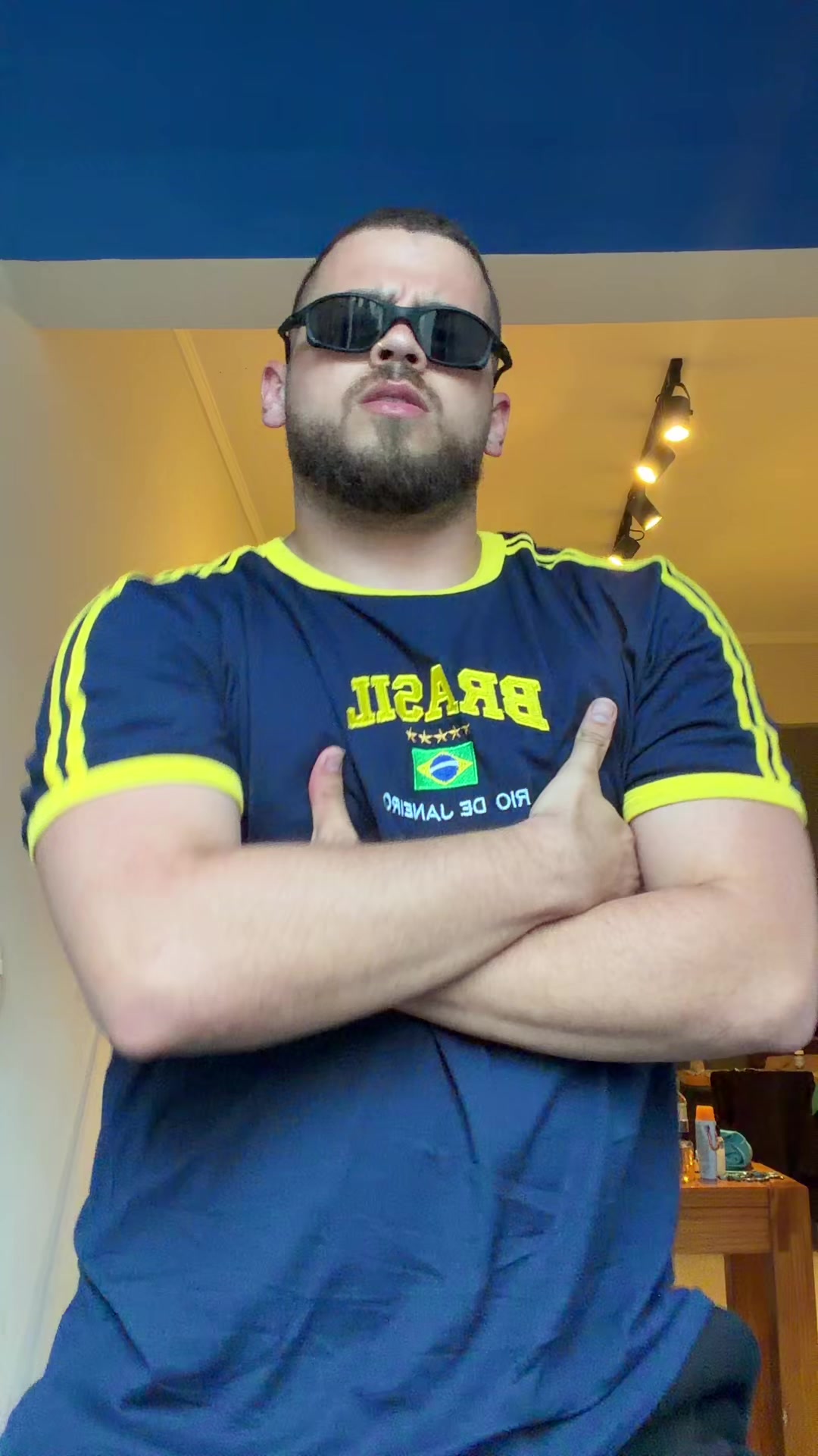 @raiacevedo__